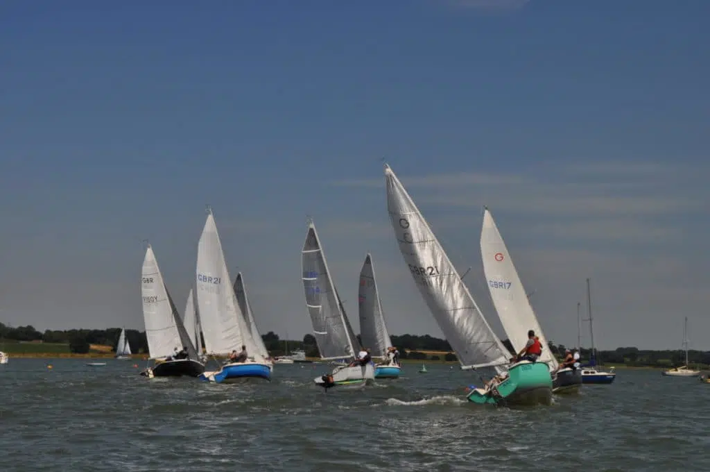 Boats in Manningtree Regatta sailing