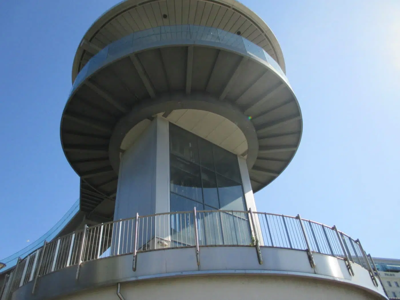 Outside photograph of the Southend lift